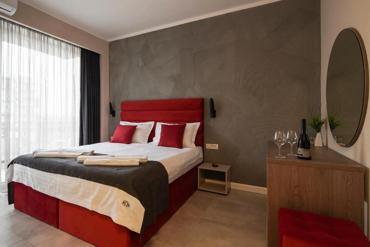 Bed and Breakfast Lotus Exclusive Năvodari Exterior foto